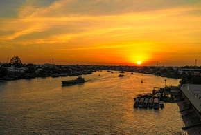 eaux émeraude de la baie de Lan Ha